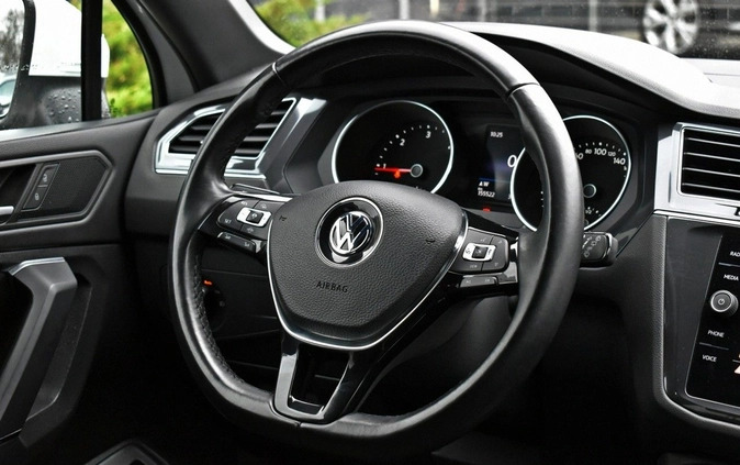 Volkswagen Tiguan Allspace cena 99900 przebieg: 156000, rok produkcji 2019 z Środa Śląska małe 352